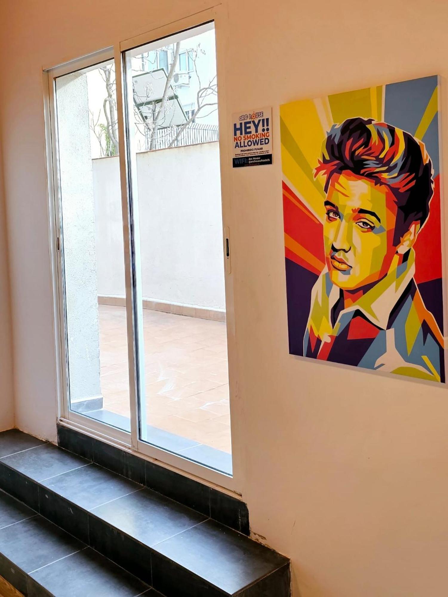 Arc House Pop Art Ostello *